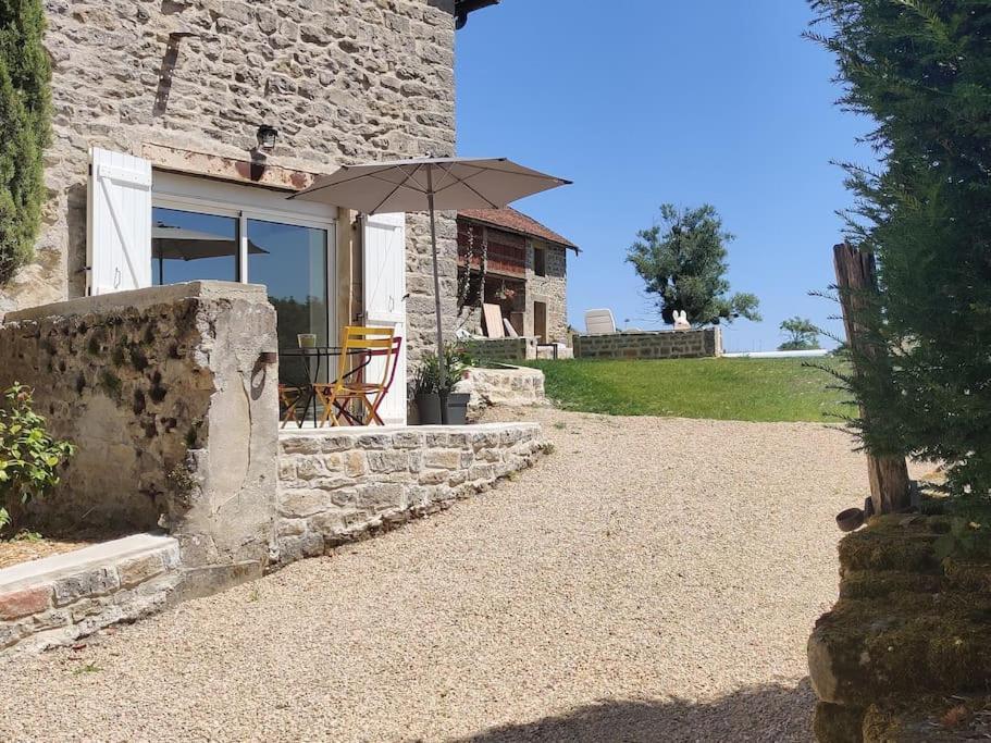 Gite Dans Ancien Moulin Sainte-Helene  Екстер'єр фото